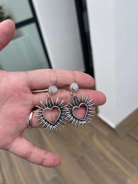 Frida Kahlo inspired earrings -  Sacred Heart with Pearl studs