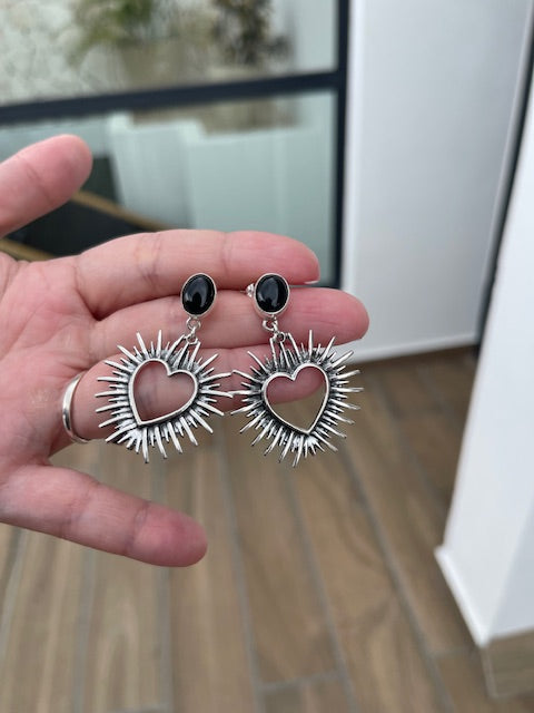Frida Kahlo inspired earrings -  Sacred Heart with Onyx studs